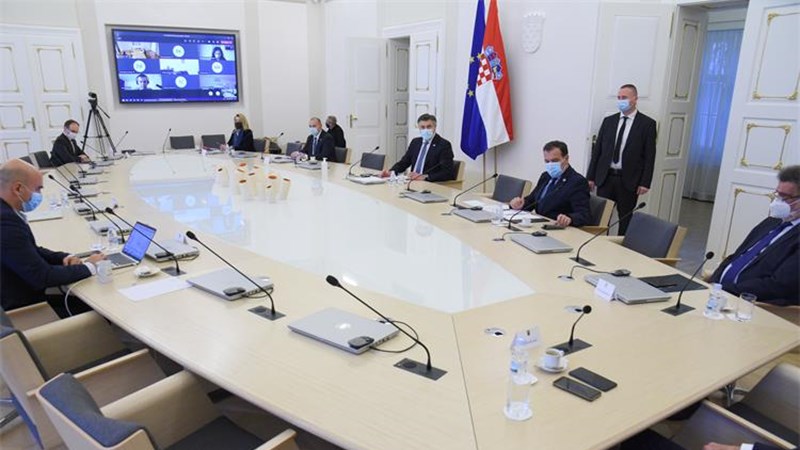 Znanstveni savjet suglasan s novim mjerama. Napravit će se sve da početne doze cjepiva dođu u Hrvatsku